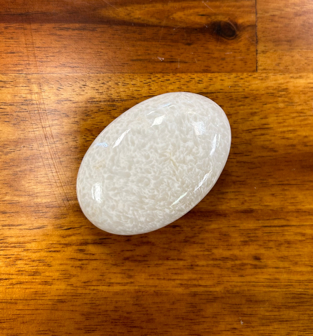 Scolecite Palmstone - Lighten Up Shop